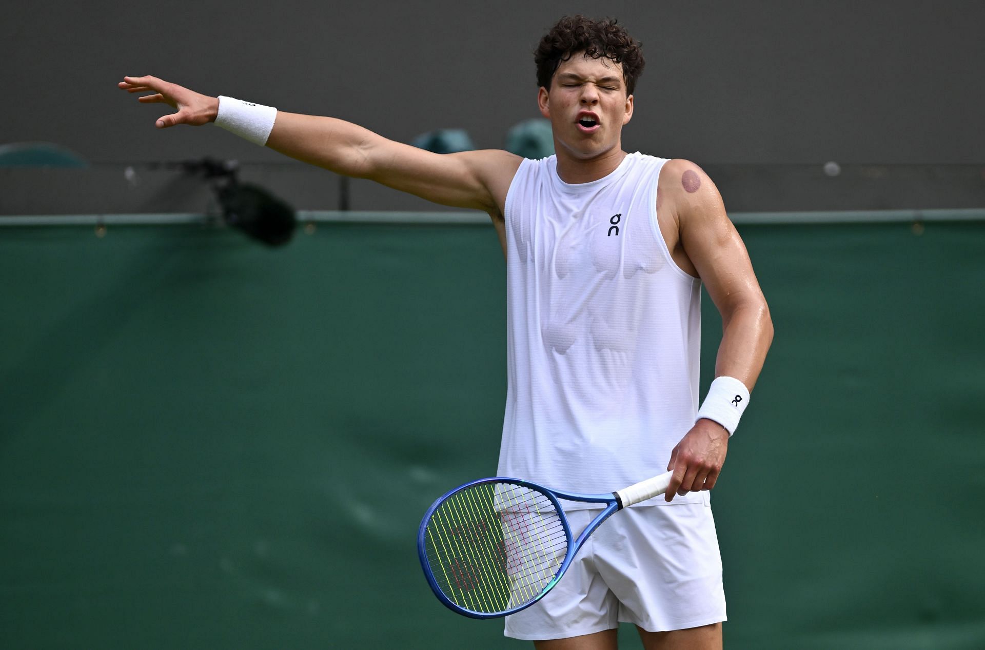 Ben Shelton during his quarterfinal clash against Jannik Sinner at the 2025 Wimbledon Championships (Source: Getty)